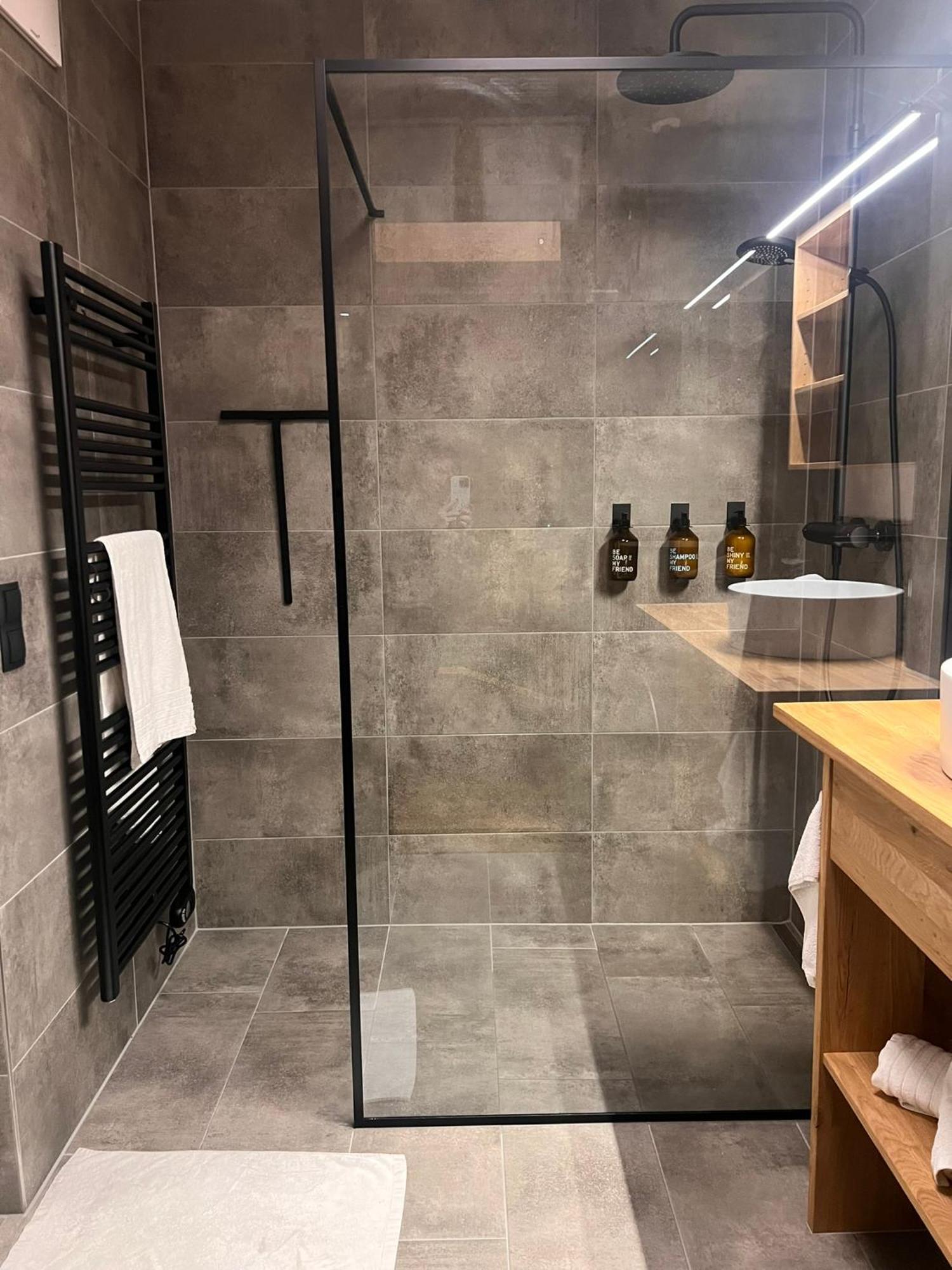 Das Genner - Boutique Appartement Tauplitz Eksteriør billede
